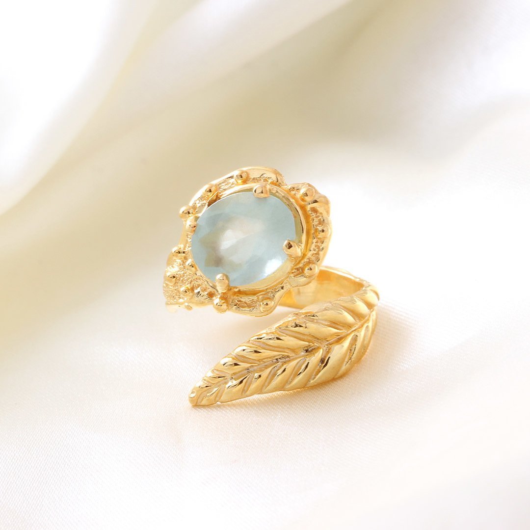 Akuamarin Doğaltaşlı Yaprak Yüzük