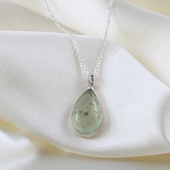 Prehnite Doğaltaşlı Minimal Gümüş Kolye