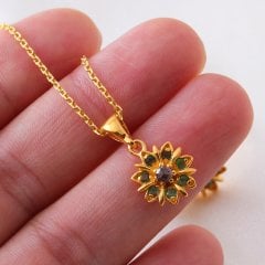 Alya Serisi Elmas ve Zümrüt Doğaltaşlı Set